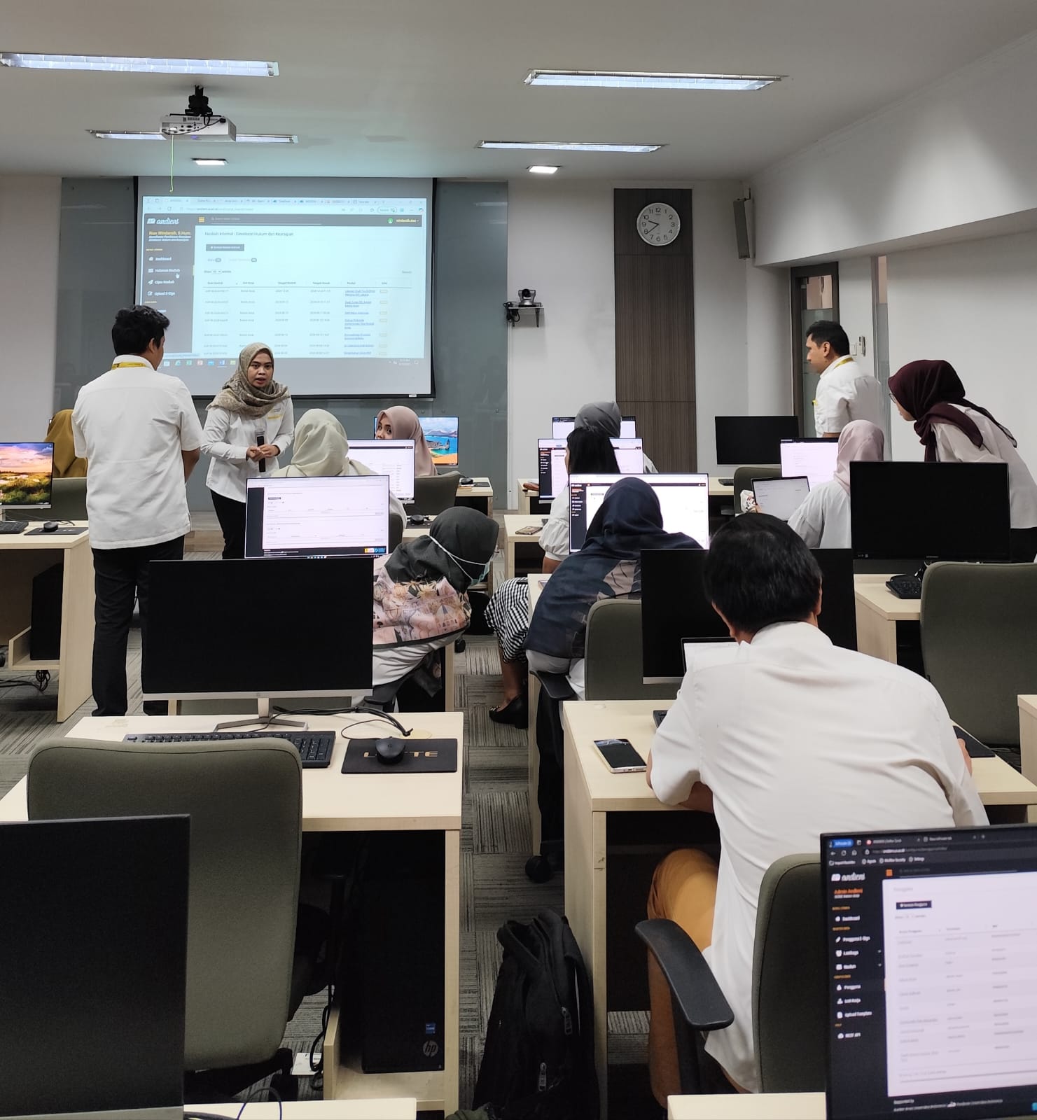 Sosialisasi Andieni UI 