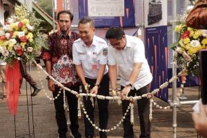 Prosesi Simbolisasi Pembukaan Pameran Arsip Tahun 2025. Prosesi Simbolisasi Pembukaan Pameran Arsip Tahun 2025.