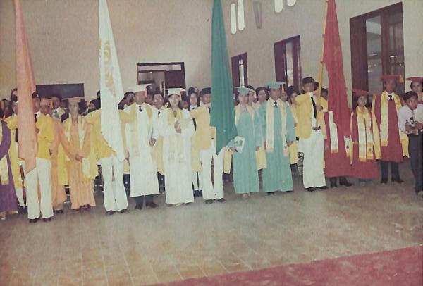 Toga Warna Makara Fakultas 1974 Toga Warna Makara Fakultas 1974