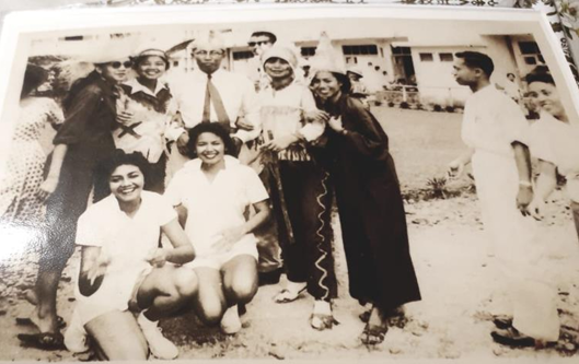 Peresmian Asrama Mahasiswi UI Wismarini tahun 1958 oleh Menteri Pendidikan dan Kebudayaan, Dr. Bahder Djohan.